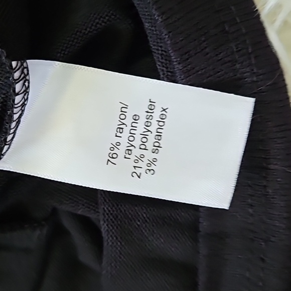 Maurices Black Solid Cut Out Mock Neck Long Sleeve Top NWT - Picture 9 of 10